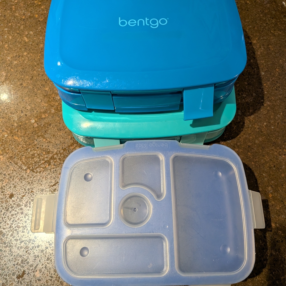 4 Bentgo Kids Blue Lunch Box